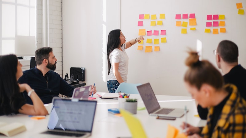 Agile frameworks Scrum Kanban SAFe